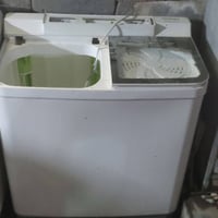 غسالات وتانكيات للبيع + ميز تلفزيون + كرسي  للأستفسار 07712512262