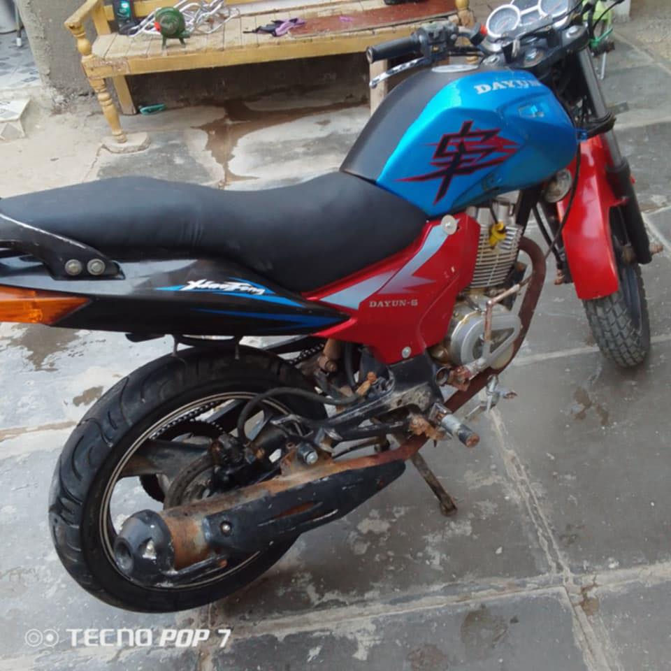 دايوان بونده موديل ١٦ اوراق اصولي جدد كهربائيات شقالة  ترتيبات بسيطه عوزها مكاني كوت /حي الجهاد سعرها ٥٢٥  قفل
مكلف بل نشر رقم راعيها 
***********
