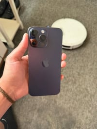 14 برو ماكس شرق اوسط  لا مفتوح لا مصلح  بس بطارية 79  شرط النظافة  الس...