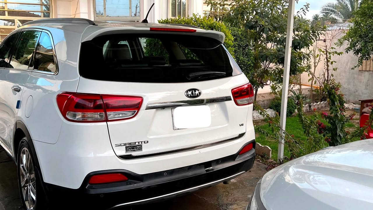 السلام عليكم سورنتو 2016 خليجي
٦ سلندر ٧ راكب  ٣ أنظمة قيادة مري شفط كشن كهرباء الجام اوتو (نص مواصفات)  رقم بغداد  بيها نص جاملغ الامامي الايسر مصبوغ وباردين ومصلح كازكيت 
للاستفسار  ***********
