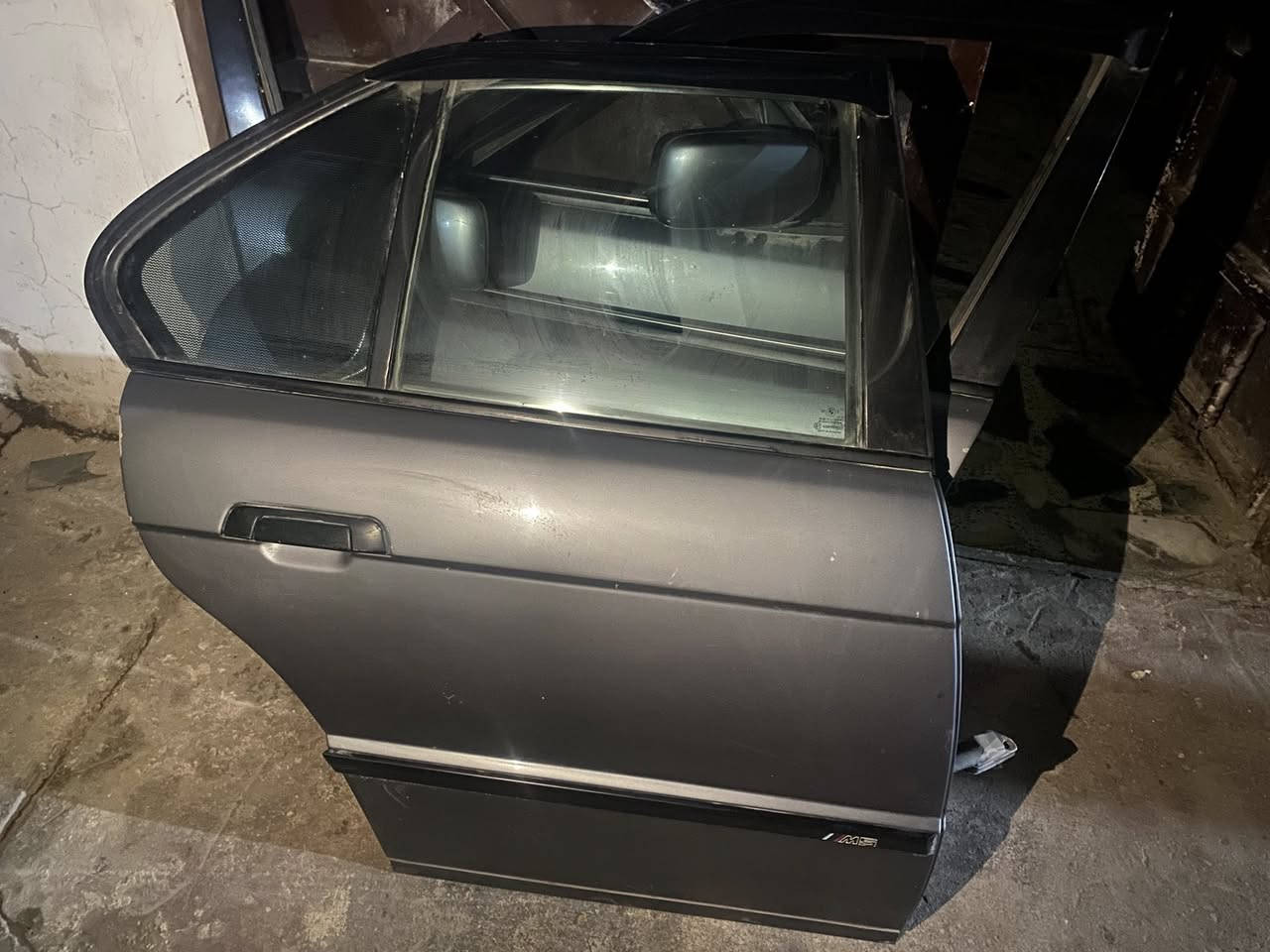 ‏للبيع  ***********BMWسلام عليكم بيبان 525
