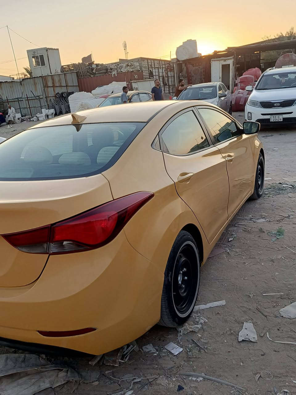 السلام عليكم الإنترا موديل2015امريكي محرك1800 حادثه بامريكا بنيد طاير عل قمارة ومصلحات  والباقي مكفول ليبل واحد مكينه وكير مكفولات خير من الله تبريد شغال ثلج رقمه انكليزي بابل باسمي ‏‪***********‬‏
