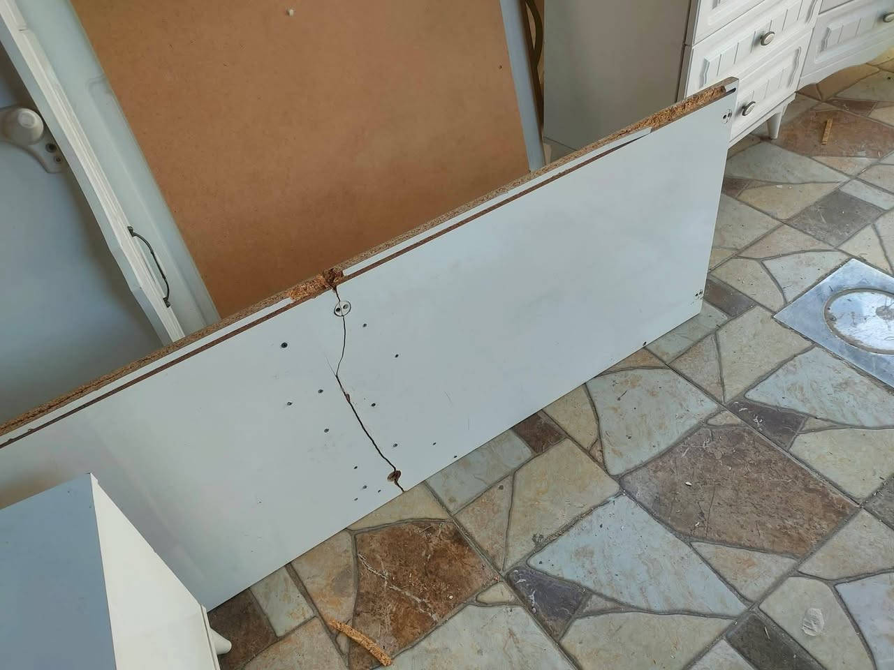 غرفه نوم للبيع 5 قطع مع الدوشك بيها ضرر بالسقف مال كنتور بالتحميل ومصلحه ب275


**إذا كنت صاحب هذا الإعلان وتريد حذفه لأي سبب، رجاءا أرسل رسالة إلى الدعم الفني**