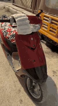 السلام عليكم دراجه 60 عصفوريه ياماه دراحه زينه نيضيفه  ابيع هل موجود دراجه شغاله اعتباره كوم حديد بس كفر واحد مابيهه مكاني بغداد رقم تواصل سعره 250وبيه مجال  ***********واتاسب موجود
