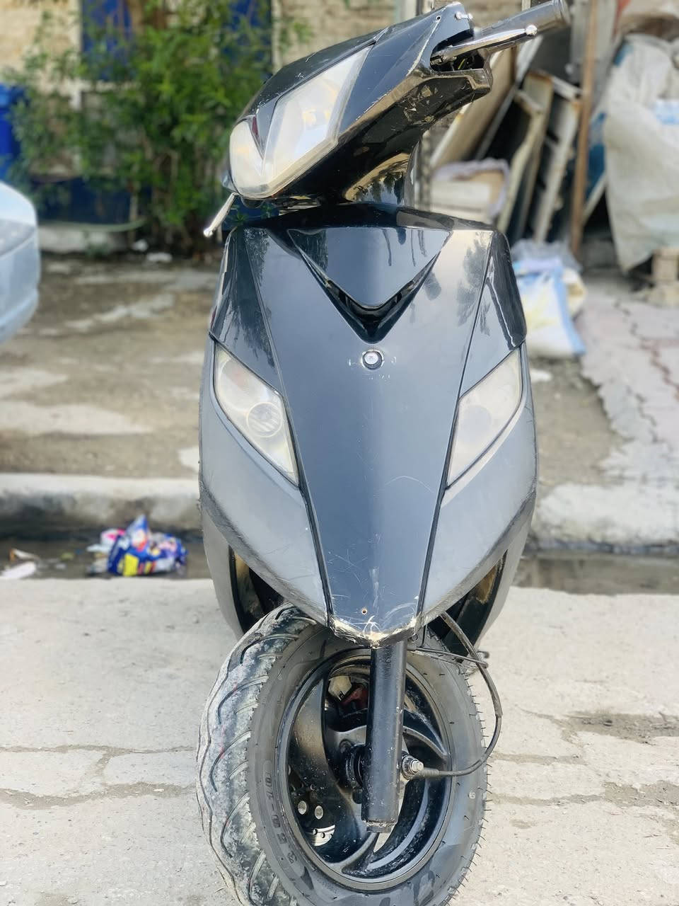 دراجه نكره سلف اليت شاير كله شغاله وكامله وأي شي مابيه صوته ناعم كلش ختم واحد وكله شغاله دبلات شغاله  ثنينهن قفل جنطه وقفل ستيرن سعر 450 وبيه  المكان الحريه الأستفسار ***********بيً وتساب رسلوني
