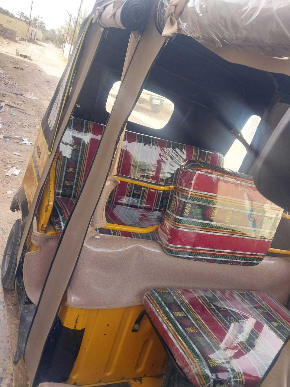 سلام عليكم تكتك للبيع ٢٠كفاله احله من صور كامله كبل للشارع سعر ٣٥٠٠وببه مجال مدينه الصدر خابرني وتدلل ***********
