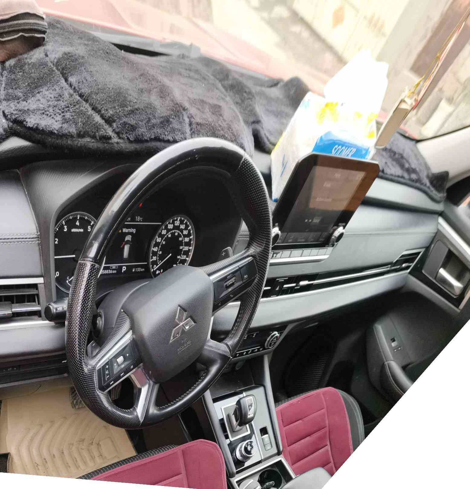 🚗 سيارة للبيع أو مراوسة
🔹 النوع: ميتسوبيشي أوتلاندر كندي 2022
🔹 المواصفات:
▫️ محرك 2500 سي سي – تنفس طبيعي
▫️ دفع رباعي (فور ويل)
▫️ 7 راكب
▫️ بطاقة بانزين
▫️ مرقمة وجاهزة – باسمي مباشرة
ضرر باب صبغ فقط بجم كبس
سيارة جديدة ماشية 50 فقط
📍 الموقع: كركوك
📞 للتواصل: ***********
