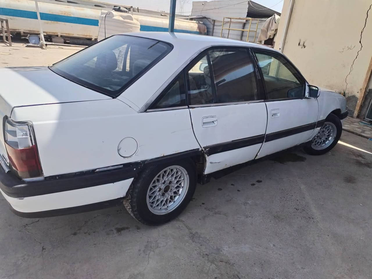 ااوبل اوميكه 1992 محرك بلادي مشروط كير عادي مشروط تخم تاير حداديه نضيفه اكسر مشروط كهربئيات شغاله وجاهزة رقم قادسية المالك بالحله تحويل مباشر مراوس او بيع للسعر ٢٨ سماوه ***********
