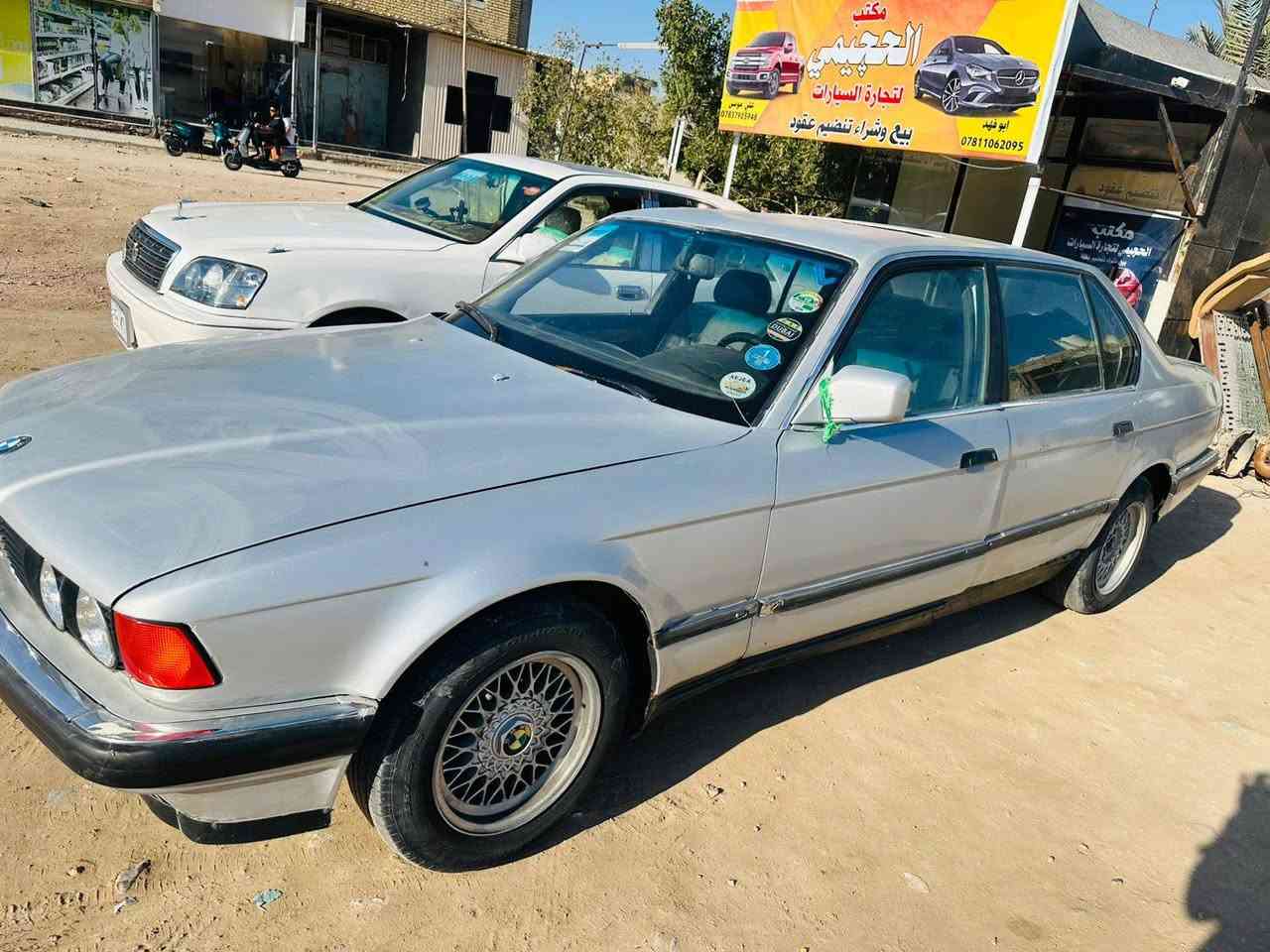 سلام عليكم 

بي ام دبليو. 735    سيارة نواقصها بسيطه. مكينه كير بحاله جيده  رقم بصره.   السعر 28
 مكتب الحچيمي. شارع سكك ***********
