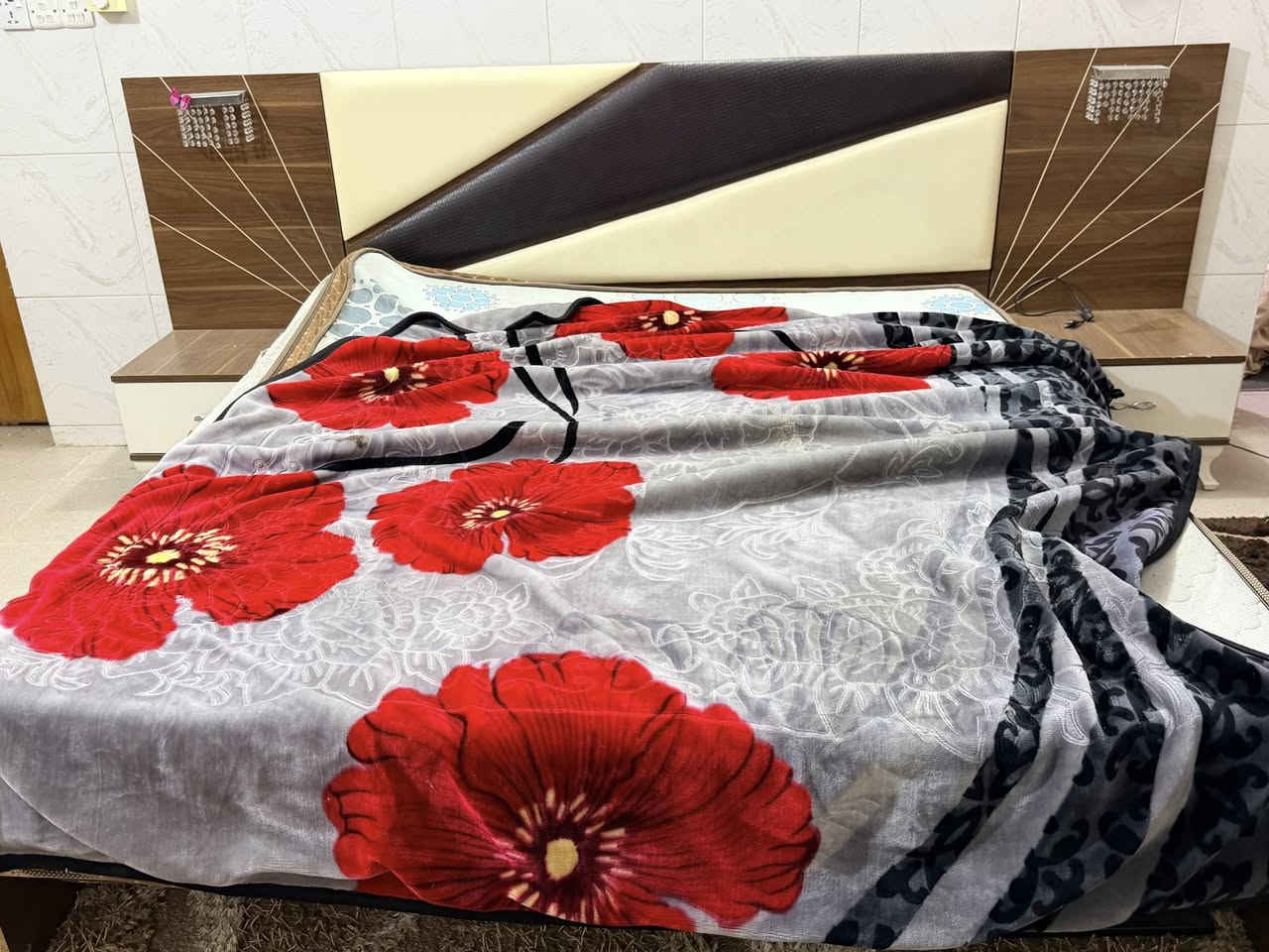 غرفة نوم مستعملة مكاني كربلاء حي العباس السعر 350خابرني على الواتساب ***********  خمس قطع
