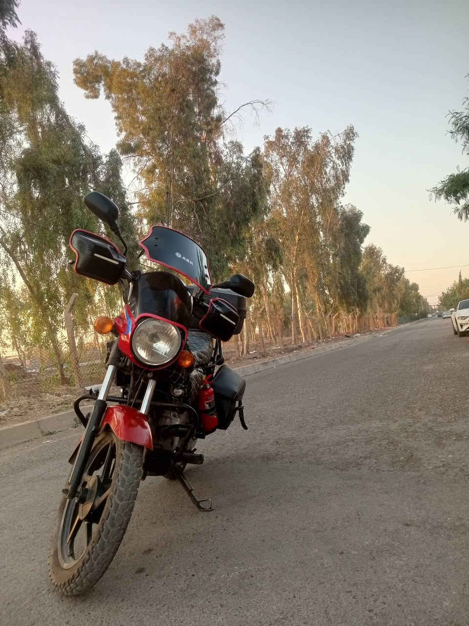 سلام عليكم بوكسر للبيع موديل 2022 عليها غرامات 

سعرها 500 الف قفل ***********

***********

