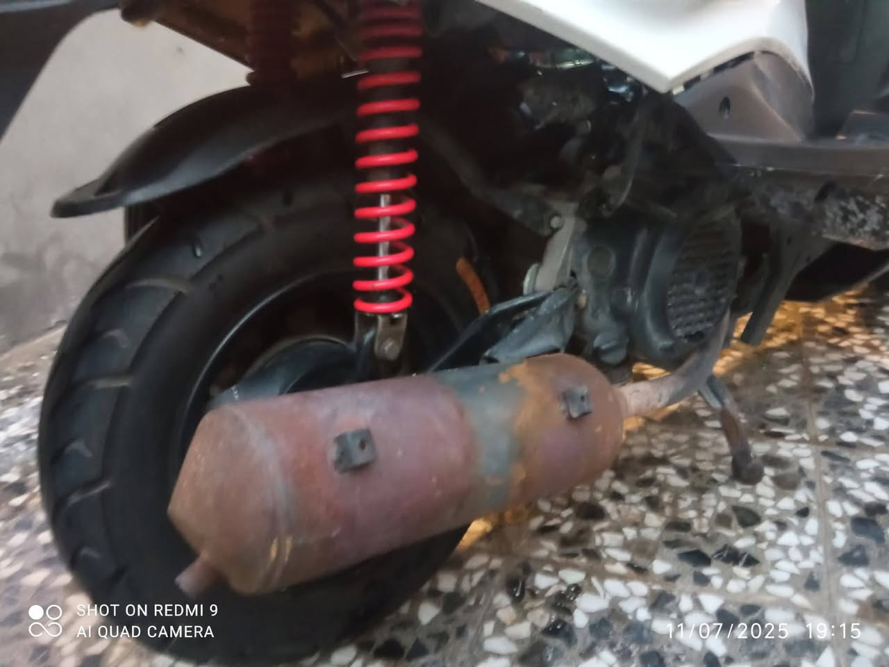 السلام عليكم سكنس محرك ما مفتوح محور محرك كامكو كهربائيات كله شغاله عوزه فقط دبلات اماميه لان نص عمر فقط دبلات عايزه وواير كيلو متر سعره 400 بيه مجال للطيبين للاستفسار اتصل على الرقم ***********او*********** مكاني نجف حي ميسان قرب سكله الكرعاوي
