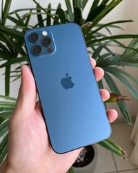 للبيع او مراوس  ايفون 12 برو ماكس  مواصفات:  ذاكرة   : ١٢٨ بطاريه :  ٨...