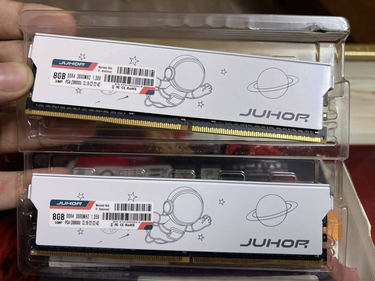 متاح DDR4جديد
متاح زوج رامات DDR4. 8x8  سرعه3600

الحجز خاص او واتساب ***********
