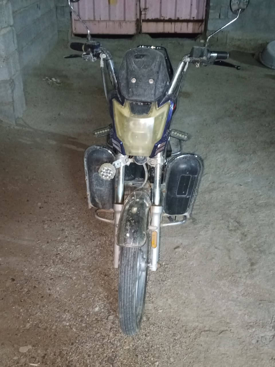 السلام عليكم موطور شحن للبيع شغال ما بي اي عطل بطاريات يقرن 10 السعر 275


**إذا كنت صاحب هذا الإعلان وتريد حذفه لأي سبب، رجاءا أرسل رسالة إلى الدعم الفني**
