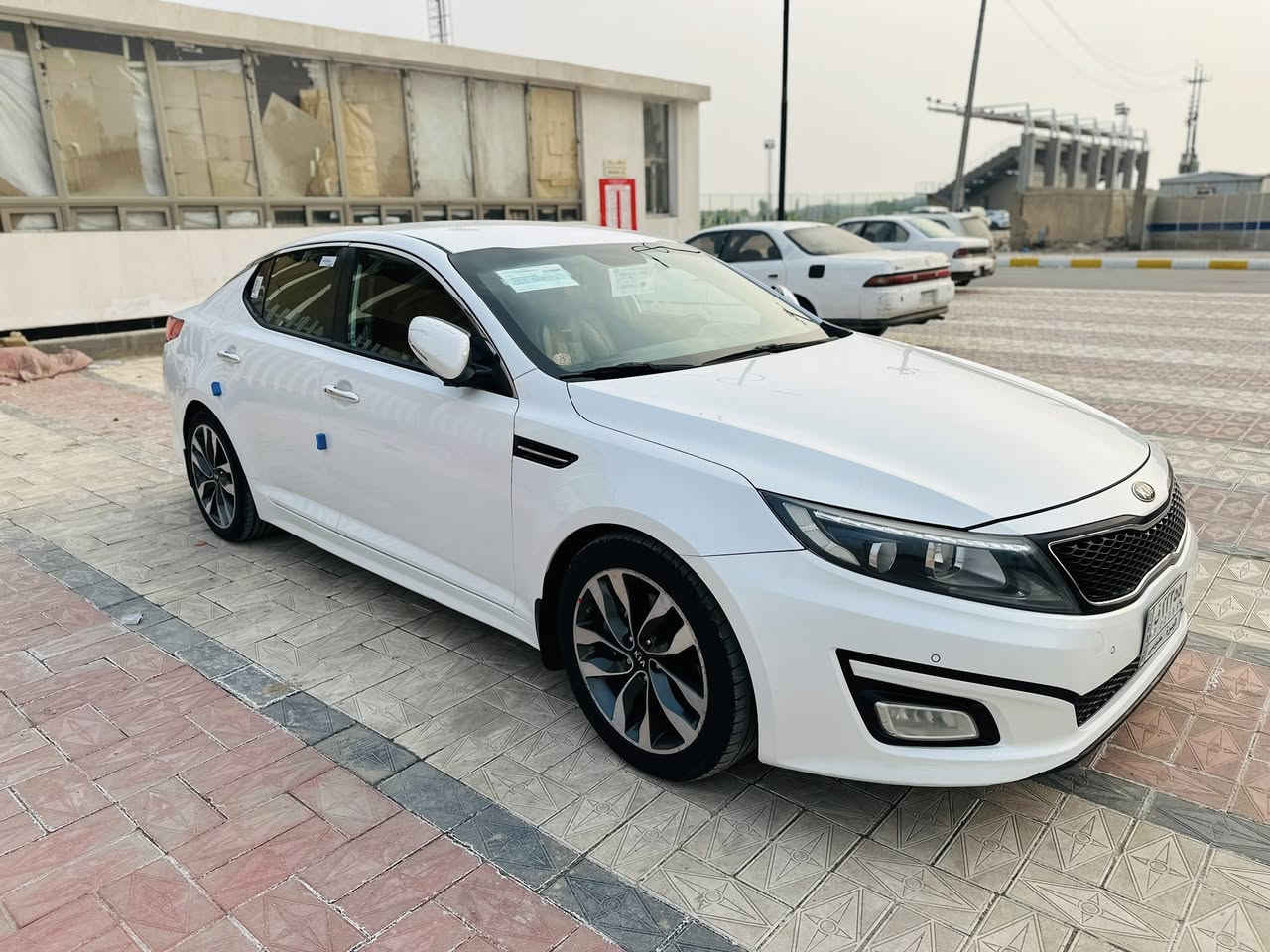 اوبتيما 2014رقم بصره مشروع وطني تحويلك مباشر  السيارة خليجي  مكفوله من الضربه والتبديل  ولصبغ ماعده رشه بداير الخلفي بسيطه الجهة اليمنه السيارة
محرك  وكير خير من الله المحرك 2400 دوش المرغوب…
مواصفاتها فول ماعدا البانوراما 
1: بصمة تشغيل وبصمة بيبان + تبريد قطعتين ثلجج
2: نضام ايكو اقتصادي +مري شفط 
3: تحكم ستيرن جهتين + كروز مثبت سرعة 
4: فتح جنطة ذكية + حساسات خلفية وامامي 
5:ويل كب كروم + وبعد بيه هواي موصفات
ماشيه ١٦٠ فقط السعر 160 ورقه وبيه مجال 
مكاني ناصريه الاتصال فقط
***********//***********
مكلف بالنشر لحد يراسلني وبدون تعليق سلبي سياره متعوب عليها وجديده
