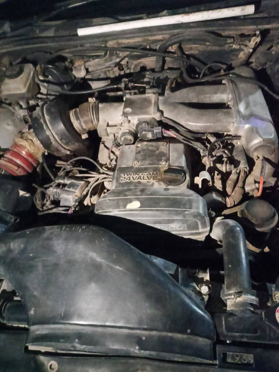 سلام عليكم البيع كراون بطه موديل 96سياره كفاله عامه مكينه وكير وحداديه سياره جاهزه  مكفوله كص ونقل وظربه وكلبه وسياره جديد رقم انبار دولي انكليزي  سعر 55 وبيها مجال مكانه نجف رقم الهاتف ***********
