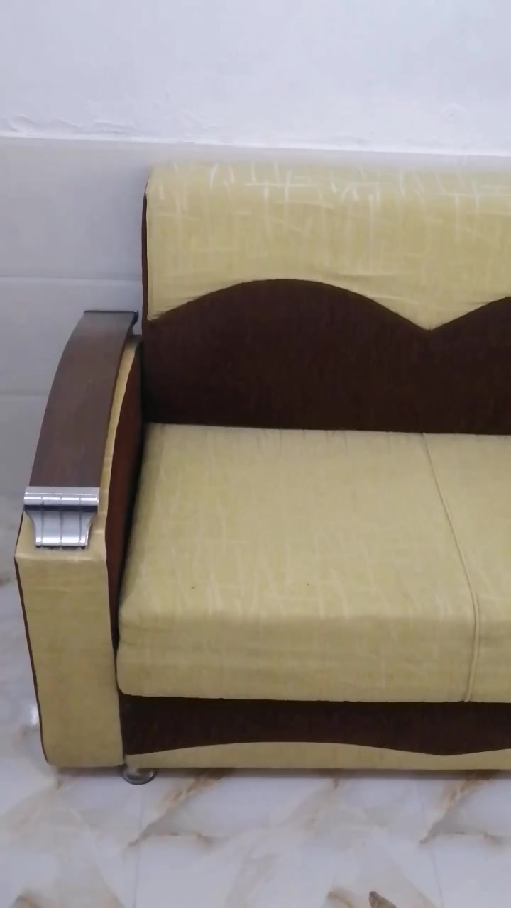 سلام عليكم تخم للبيع السعر ١٥٠ المكان الزبيديه حي الكرار قرب مول ابو نور الاتصال ***********
