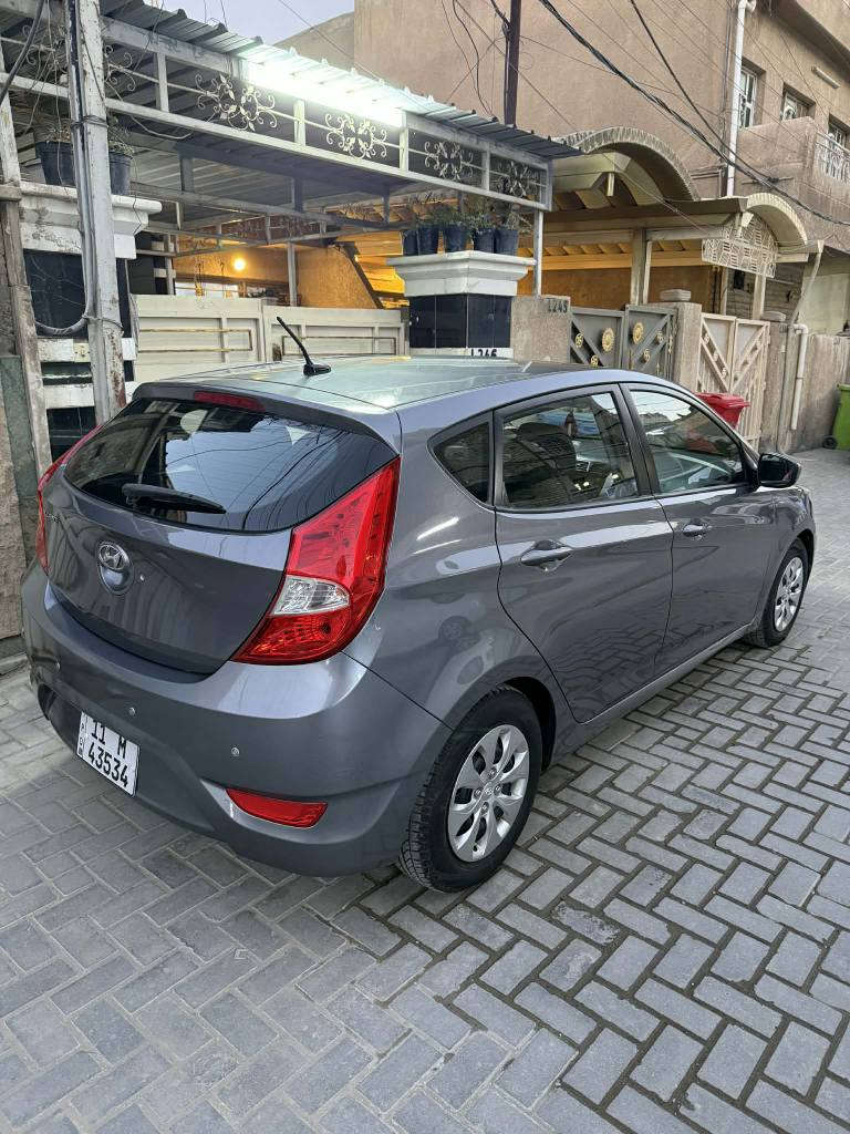 سلام عليكم اكسنت 16 امريكي حادث فقط بنيد مبدل نفس الون  السياره جديده  ماشيه 75 الف جاهزه  مال بيت سنويه بسمي  السعر 90 مكاني بغداد السيدية *********** بغداد, العراق
