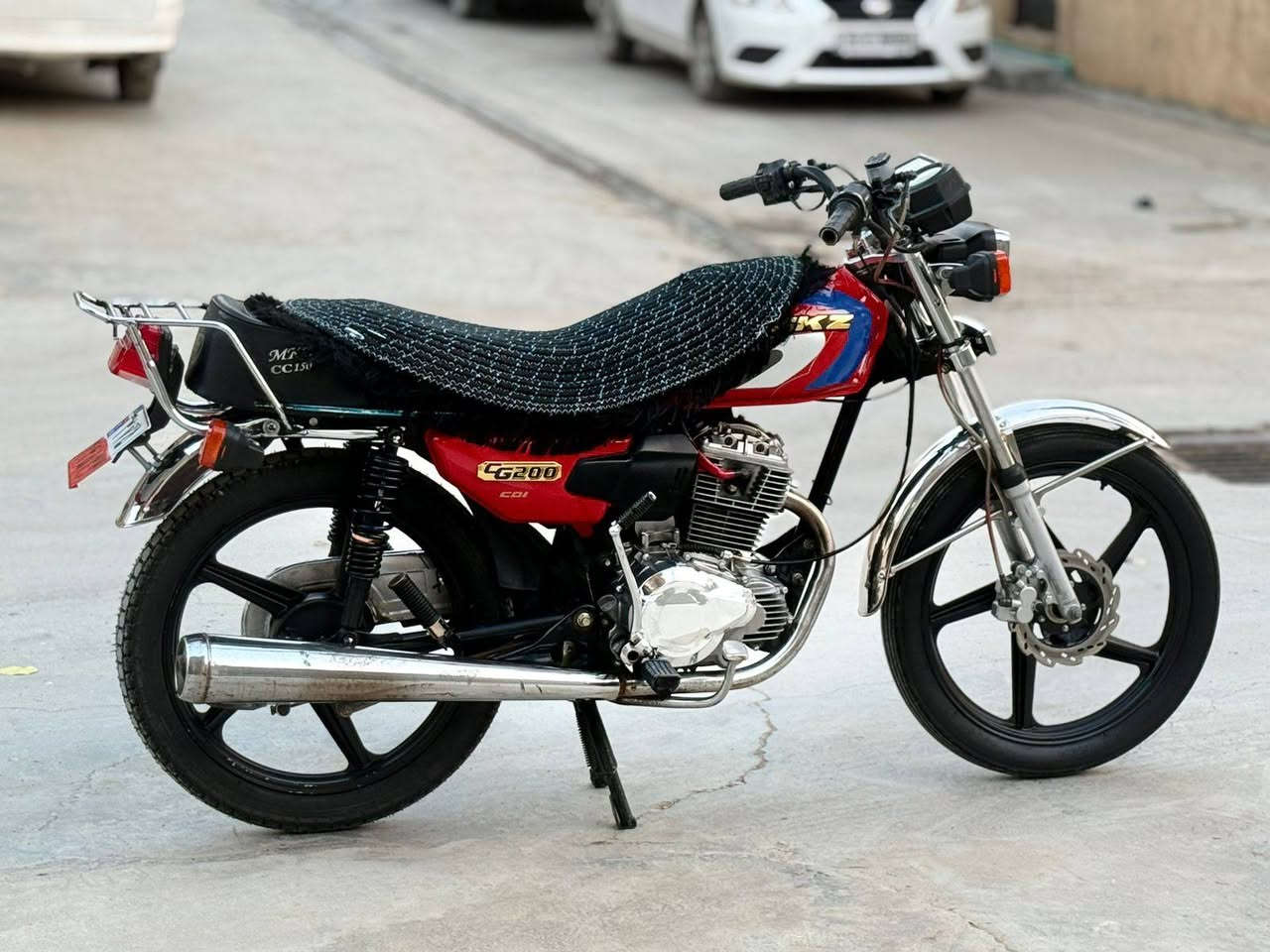 سلام عليكم SAVlEN 200cc ايراني اصل شلعه معدل كهربائيات كله شغال اي نقص مابي بيع او مراوس سعر ٥٧٠ وبي مجال رقمي واتساب ***********
