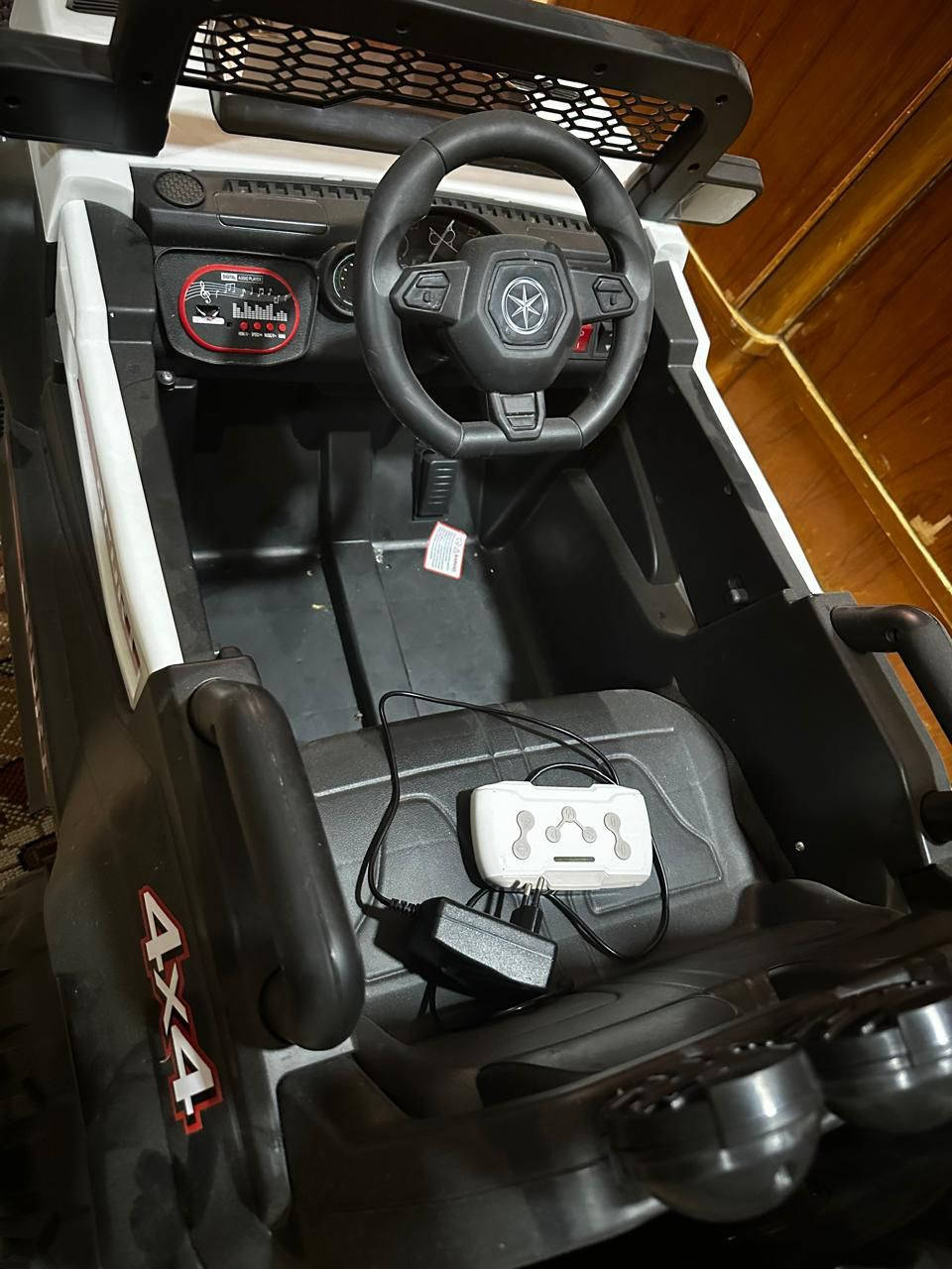 الله شاهد جدد مابيهن اي شي استخدام شهرين 

السياره على الشحن والباتري صير على عمر ٧سنوات السعر ١٥٠ والباسكل ٣٥ نهايته لان ماخذي ب ٥٠


**إذا كنت صاحب هذا الإعلان وتريد حذفه لأي سبب، رجاءا أرسل رسالة إلى الدعم الفني**