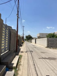 أرض ٢٠٠م • واجهة ٩٫٥م • خدمات كاملة