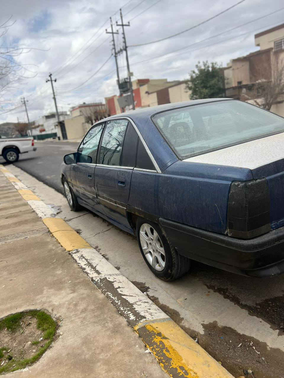 ئۆپڵ ئۆمیگا مەکینە 20 ڕەقەم ئەسڵ سنەوی پلاستیک بەشەرتی ئەوەلیات سڵاید 
دەعم و لێداروی نیە هیچ پیشودوای کەپسە
چوارتایەی تازەیە گەرمی و کارەبای هه موی ئیشەکات شوێن چەمچەماڵ سعری:12
ژم:*********** شمشمل, السليمانية
