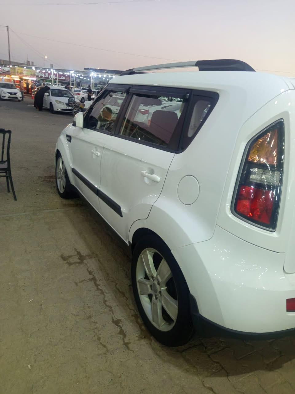 السلام عليكم ورحمة الله
كيا سول خليجي موديل 2012 كفالة عامة من الصبغ والتبديل فقط بارد بالبنيد 
مواصفاتها فول عدى الفتحة  تبريد تحكمات ماشية 118 الف
سعرها 105 وبيها مجال بيع او مراوس 
مكانها النجف الاشرف للأتصال : ***********
