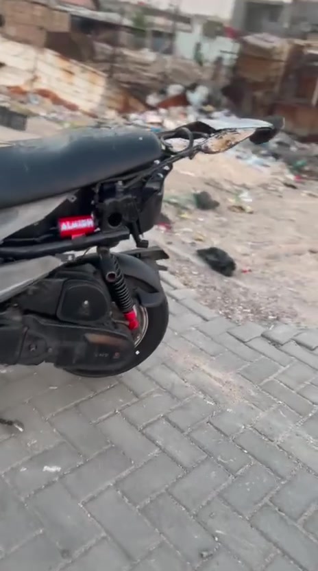 سلام عليكم اخوان دراجه ماكس قجمه حربيه مكينه ما مفتوحه سعره 800 وبيه مجال مكان بصره قبله حي شهدا***********
***********
