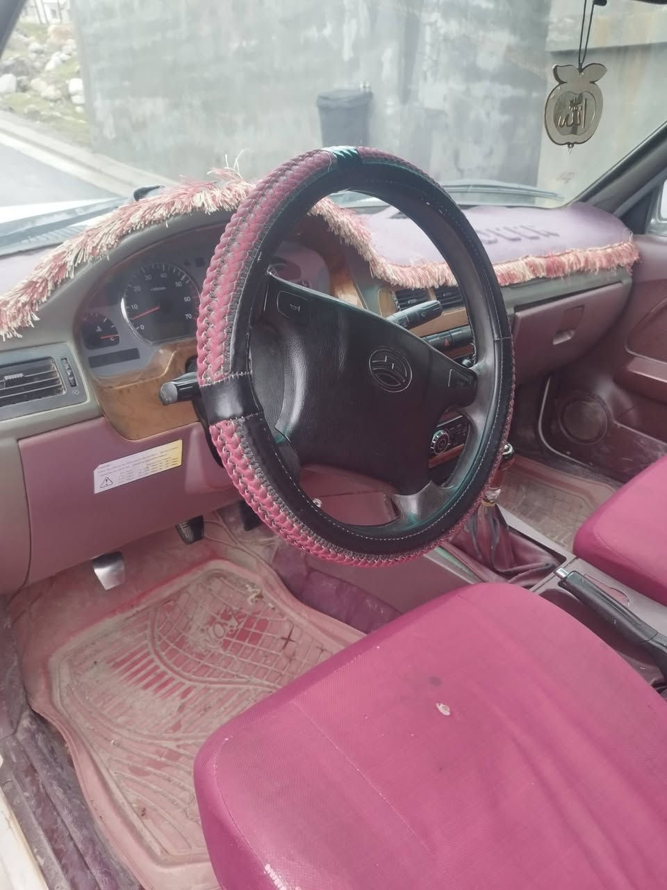 ئه م دێره بۆفرۆشتن مۆدیل 2009منه فێست به شه رت ***********.         50و مجال
