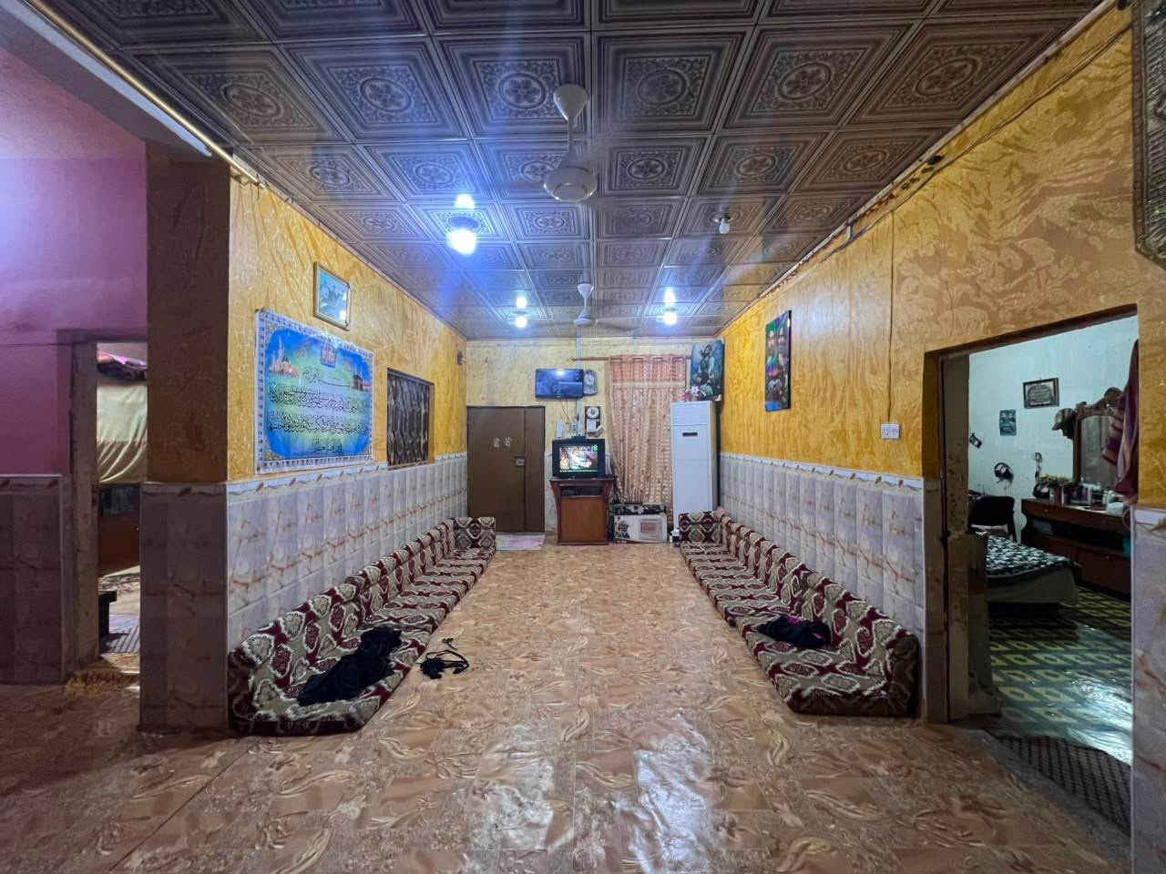 قطعه ارض طابو صرف زراعي سند 25
تحويل مباشر اسم المشتري 
مساحه دونم 
موقع جيكور تقاطع الميناء بل ضبط موقع تجاري 
واجهيه 33
نزال جه 82 
اوجه الثانيه 76
ضهر القطعه علئ نهر متصل بل شط مباشر
تحتوي علئ بيوت عدد2
الاول 5غرف او صاله او مطبخ او ديوان او حمامات داخليه او خارجيه
الثاني 
غرفتين او مطبخ او صاله او حمامات
تحتوي القطعه عله 25_28نخله برحي
*********** وتساب او شريحه متوفر البصرة, العراق
