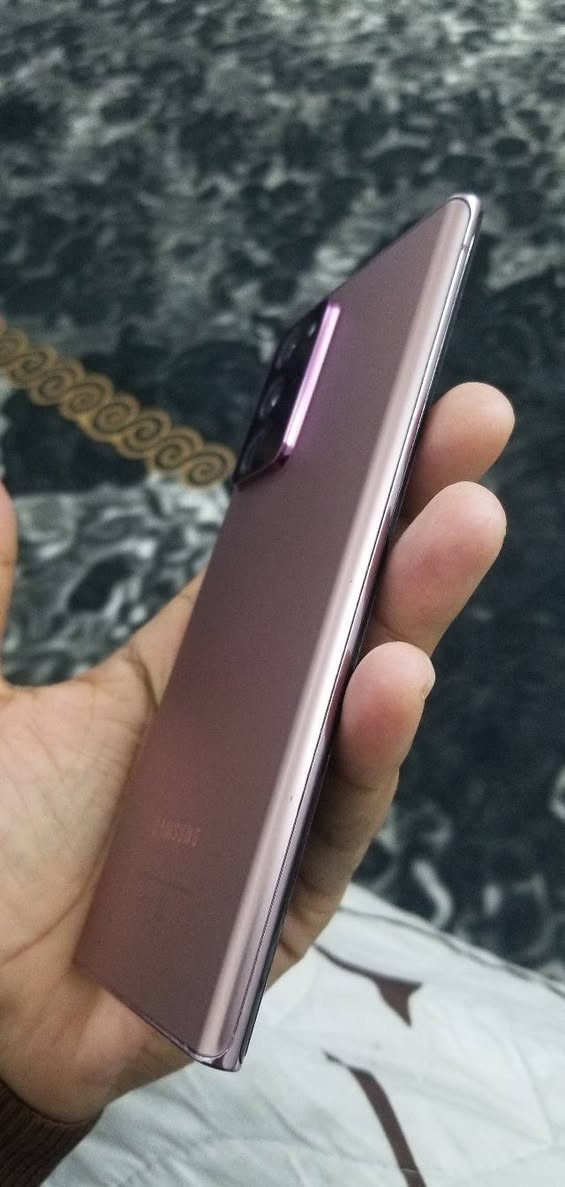 نوت 20الترا
ذاكره 256 فقط بيع
خطين
نضيف كل نقص مابي عل فحص 

ميحتاج اذكر مواصفاتها فول 

الشراي يراسلني لو يتصل بي اخير ويدلل شراي 

***********
