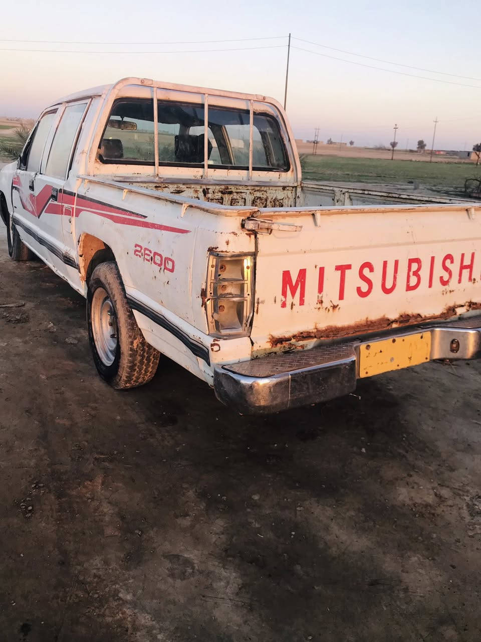 السلام عليكم للبيع بكم مسبوشي محرك  ثري واي معمر جديد كير واكسن وشاصي شرط السعر 14ورقه وبي مجال بيع فقط ***********
