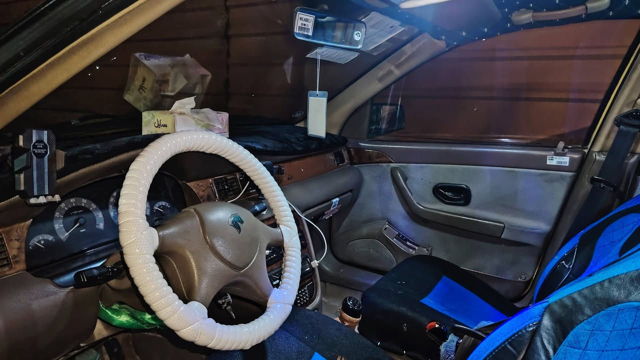 السلام عليكم ورحمة الله وبركاته...
سمند 11 بغداد سنويه لل29 باسمي مصفرة هيئة و غرامات تاخذ صافي تبريد ويه السويج زوج تاير امام جديد مشط ستيرن جديد قاعدة فيوزات جديد ماصدات جدد  دعاميه جديدة لايت تخم جديد مع البلوجكترات كله زنون دوشمها جديده شوفت عينك  كشرها شوفت عينك تعال گلب و شوف وبيك خير و تدلل سعرها 35 و إذا شراي عيوني الك ***********
