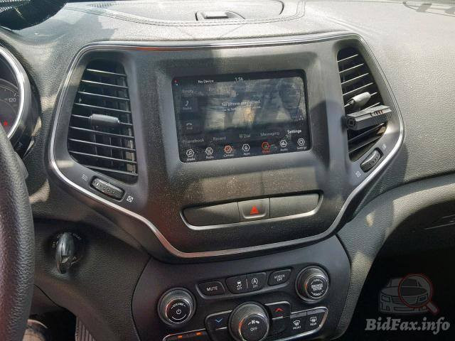 جيب بزون موديل ١٩ رقم نجف باسمي لونة رصاصي محرك أربعة سلندر ٢٤٠٠ حادثة جاملغ وبنيد وبقية التفاصيل موجودة بالسونار السعر ١١٠ وبيه مجال  التواصل واتس اب على الرقم التالي ***********
