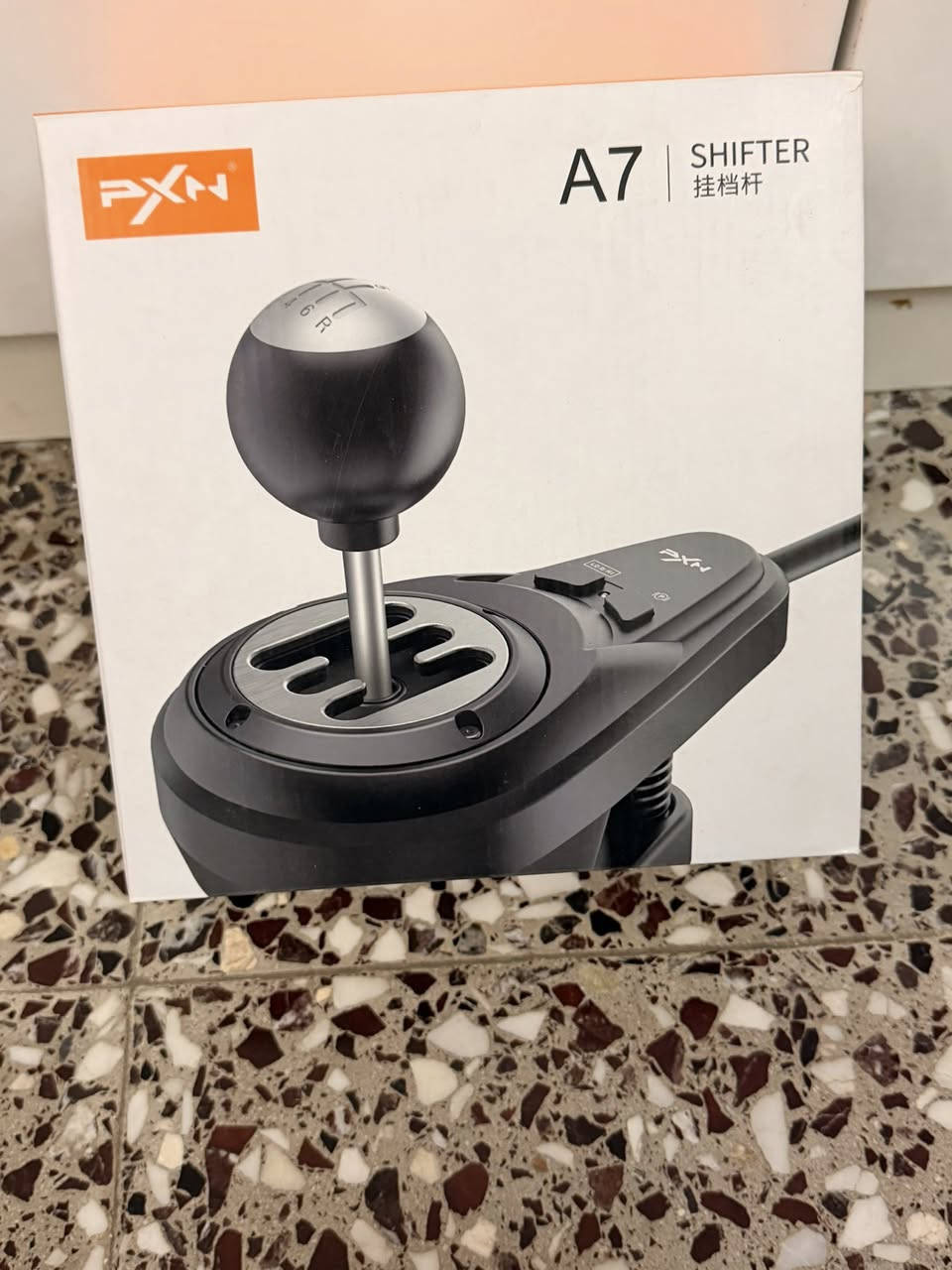 سلام عليكم دركسون v10 للبيع نضافة 90%جديد مستمل مرة واحدة فقط يربط على ps و ps4 xbox العنوان زيونة شارع الربيعي للاستفسار:•***********
