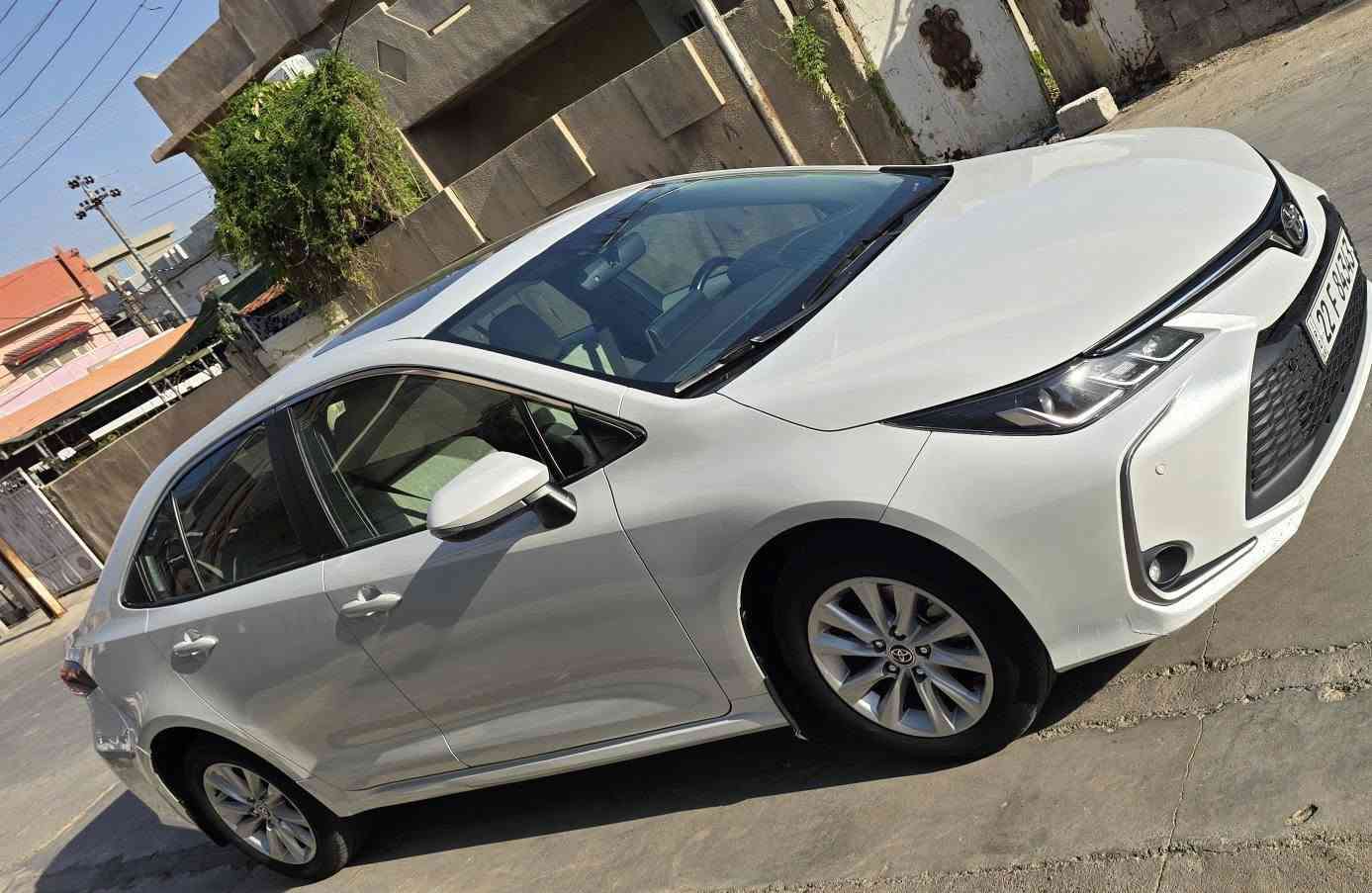 كورلا ٢٠٢٣ خليجي فول مواصفات بصمة وسلايت  شركة ساز بدون صبغ فقط بارد بالباب السكن ماشية.  ١٤١ الف كم كير ومحرك بشرط السنوية والهزة والبراد جديد شرط تحويل سعر ١٦٨ وبي مجال.     ان شاء الله *********** كركوك, العراق
