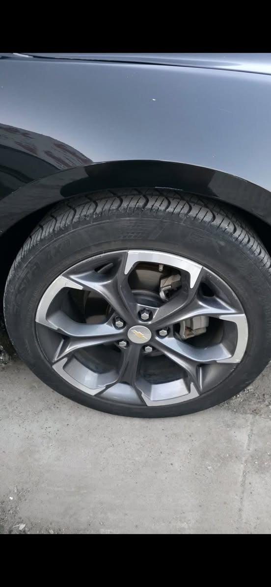 السلام عليكم للبيع ماليبو lt بانوراما سياره بدون صبغ كلش نضيفه وكامله ع اخر حبه مابيها كلشي نقص موديل 22ماشيه 90 مكانها بغداد حي الجهاد رقم اربيل ب اسمي سعرها 138 خاص موجود وهذه رقمي هم بي واتساب ***********
