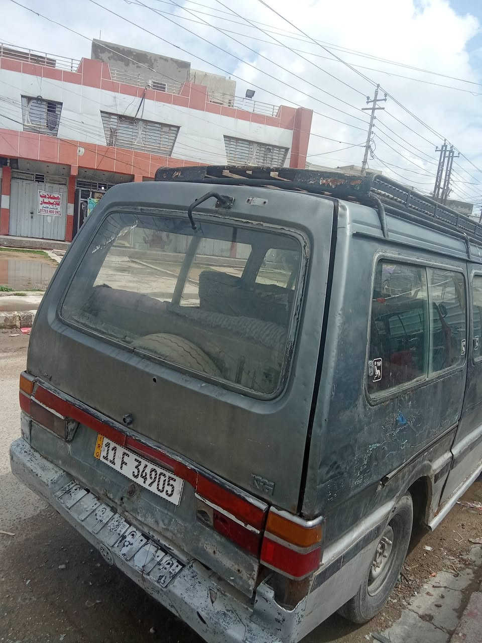 السلام عليكم عندي هاي كيه موديل 1994 للبيع محرك خير من الله تراي وين متريد بس الاكسل بي اشويه صوت والباقي نعمه السعر 28وبيه مجال ***********مكاني البياع حي التراث
