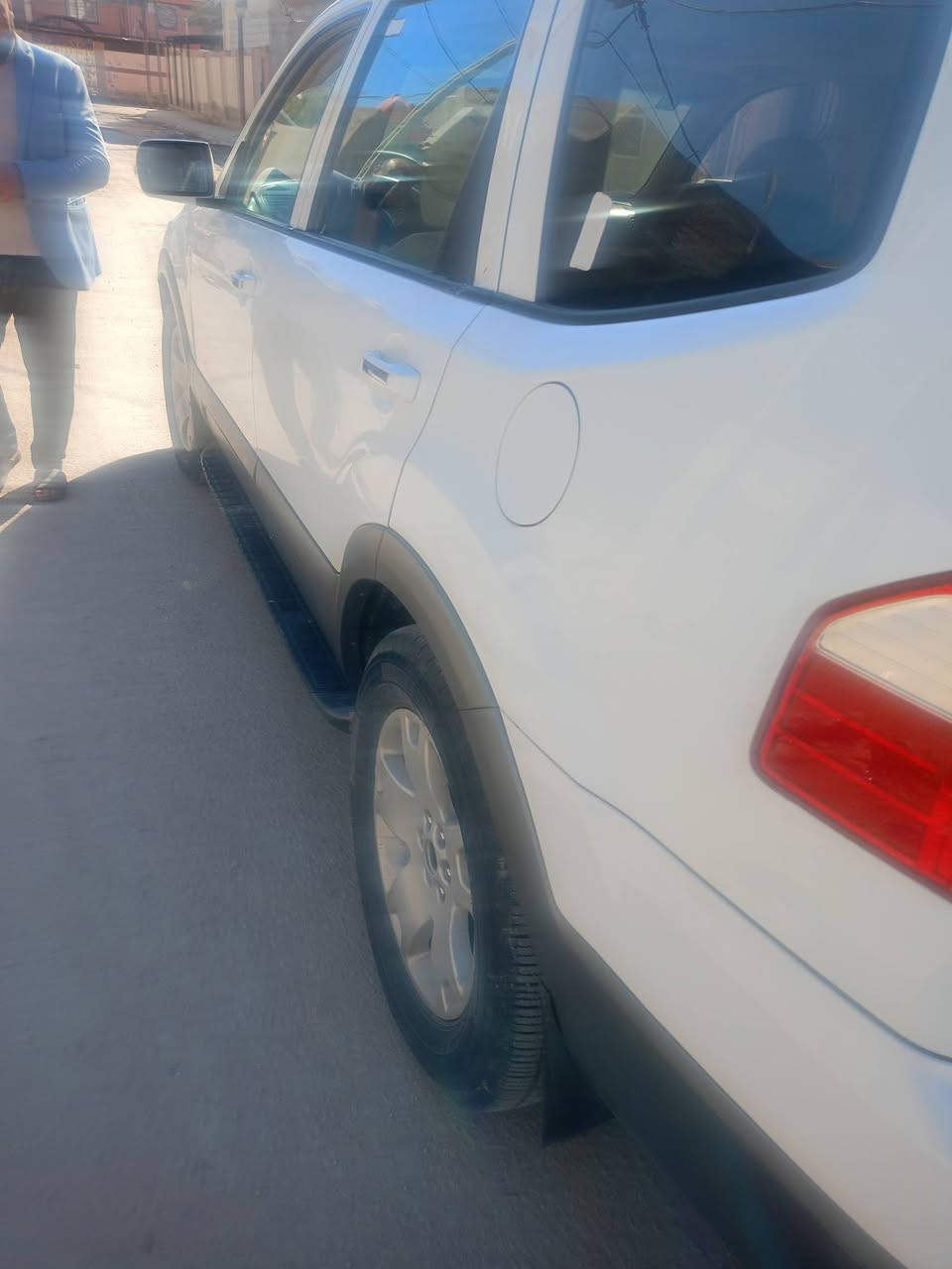 سلام عليكم
كيا موهافي موديل2012 خليجي مرغوب 

رقم بغداد 

تو ويل موضح بلصور محرك 6سلندر ٣٨٠٠ مكينه مامفتوحه ستندر وشرط جديدة  السياره عليها ادامه كامله بلكات فيتبم نوزلات ذن الامور شرط مال وكاله شادلها الاصليات سيارة جديدة  ونضيفه كلش مال جناي احله من الصور

السياره بدون حادث السونار واضح

(البياع شراي لايوصلني فقط الجناي) 

 المواصفات: فول واحد ع واحد 

فتحة سقف

7راكب

3قطع تبريد

تدفئة كشنات

حساس خلفي

كامره خلفية

كراسي امامي تحكم كهرباء 

تحكمات ستيرن

مثبت سرعة

صندوق شفط

مري شفط

بصمه

ماشية بحدود ال ٢٠٠حقيقي

باقي بيه مواصفات هواي العنوان الديوانية مركز

رقم الهاتف ***********

((السعر 148 بيع مستعجل ))
