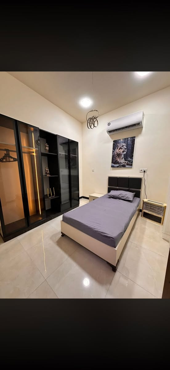 شقق مؤثثة ديلوكس للايجار في المنصور - داودي
للاستفسار *********** 
ايجار شهري - اسبوعي فقط
