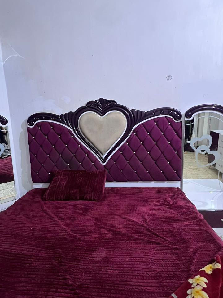 غرفة للبيع اضرار الغرفة يراد سجة للكنتور  ب350 وبيها مجال الشراي يتصل على الرقم
‭0777 062 4138‬
