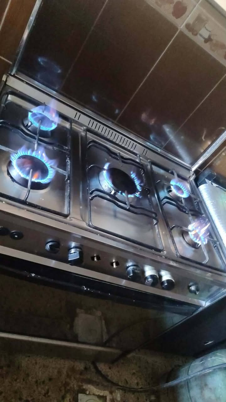 طباخ للبيع ٥عيون سعر ١٢٠ وبي مجال


**إذا كنت صاحب هذا الإعلان وتريد حذفه لأي سبب، رجاءا أرسل رسالة إلى الدعم الفني**