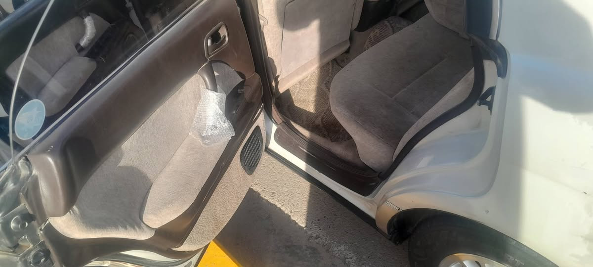 سلام عليكم من رخصت الدمن المحترم البيع موديل ٩٢ بطه مكفوله كص اونقل اوصبق مكفوله مكينه كير اوحداديه تبريد امامي خلفي سايد بريك شقال جام خزن ثلاجه وره  سنويه بسمي الحد ٣٠ كواتم كزوز بيه موجودات السياره عله وضع اليابان العنوان البصره الزبير السعر ٦٠ الهاتف ***********
