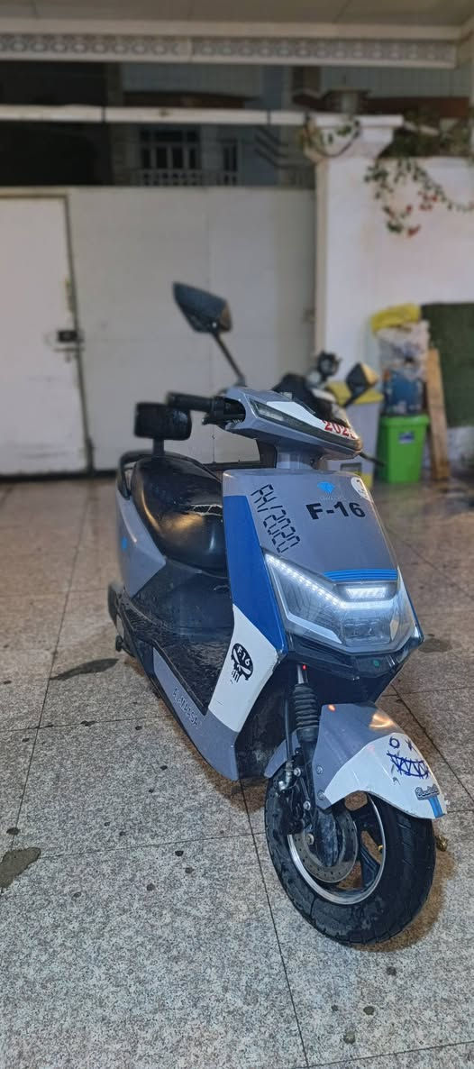 س
سلام عليكم دراجه شحن الماسه نوع سكنس دراجه نضيفه بطاريات عل فحص السعر 650 وبي مجال للستفسار لتصال عل رقم***********
