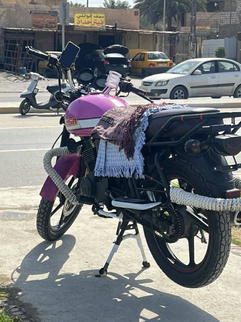 السلام عليكم
دايون نفخ موديل 23 
لون مميز وردي
اوراق اصولي 
دراجه كلشي بيها شغال شلعه ومعدل
نكرة سلف مابيه نقوصات مال جناي 
انضف من صورة بعد 
سعرها 1600 
الاستفسار 
***********
او خاص
