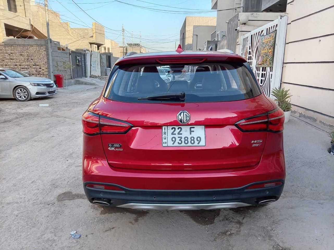 سلام عليكم..
MG..SH
موديل 2022..
 مكينه 2000 تيربو.. 
ماشية .6000..
سياره زيرو بعدها ع وضع شركه فول مواصفات بنوراما  تحكم ستيرن شفتات سرعه 
سبورت كشنات تحكم كهرباء جلد 
مري شفط جنطه كهرباء بعد بيها هواي مواصفات السعر 128 مجاله بسيط مكاني بابل 

***********
