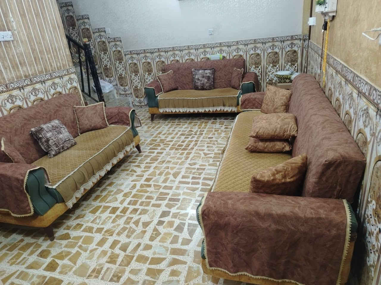 السلام عليكم
للبيع / تخم احطاطه (تفصال)
نظافه 95٪
الجبيره طوله مترين ونص تقريبًا
الوسط طوله مترين
الصغيره طوله متر او 75
السعر 400 ألف او بي مجال
(التواصل على هاذا الحساب أو
***********
