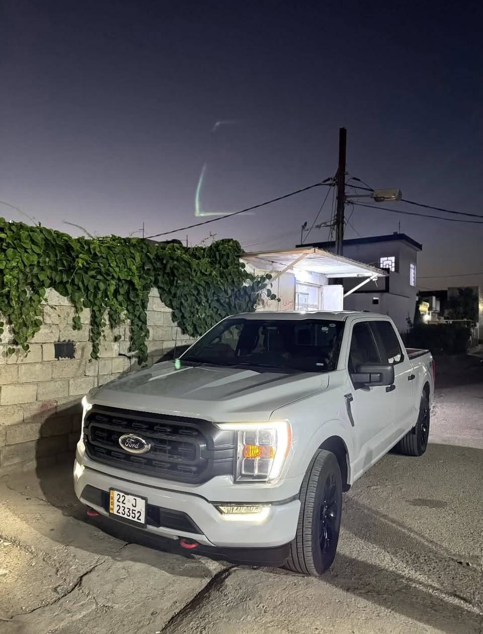 ‎‏‎بۆفرۆشتن 💎⚜️للبیع
‎‏‎‏⚜️ FORD F-150 XLT ⚜️ / 2023
للبیع فورد F-150 ⚜️

لون ; سموک ممیز🪽

مودیل ; 2023🔱

بیها کوبون بنزین 📌

مواصفاتها XLT : 
سياره👇
محرك: 6 سلندر 🔥🔥
محرک:3.5 دبل توربو ⚜️
باب طويل بدي قصير 
كشنات كهرباء 
قاصه دشبول
بريك بصمه
عده كامله سبير منازل
لايت  LED 
اوتو ستوب 
شاشة الكتروني 📱
التحكم في الجر 🔥
رادارات (خط مسار * جانبي * خلفي)☑️
تخم حساس ✅
كاميرا خلفية🎥
كاميرا أمامية 📷
ويل كروم اصلي 🛞
رادار توقف ذاتي 
بلجكتور ليت بيلادي ◽️
تحديد مسار 🚦🚥
شاحن تايب سي ⚡️
سستم شاحن الایفون 📞
شاحن 🔌 USB

السياره جديده بمعنى الكلمه مابي دینار مصرف  الحمدالله

‏ ما مفتوح اي برغي منها

 سیارە ماشیە 30  

سیارە حادثها فقط بونید  وصفحە سکن صبغ کلیر امریکا بجم کبس  شرط بدون دواخل بدون معجون 📌

سعرها: 285 بیها مجال

الاستفسار اتصل بی تدلل ; 
***********واتس اب
***********
مکان : کرکوک مراوسه بسیاره جدید فقط
