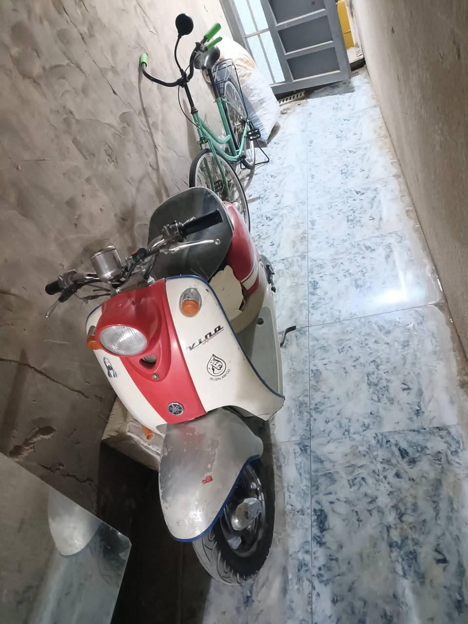 دراجه مصريه للبيع 
مفتوحه مره وحده شغاله 
سلف هندر كهربائيات شغاله 
السعر 250الناصريه مركز


**إذا كنت صاحب هذا الإعلان وتريد حذفه لأي سبب، رجاءا أرسل رسالة إلى الدعم الفني**